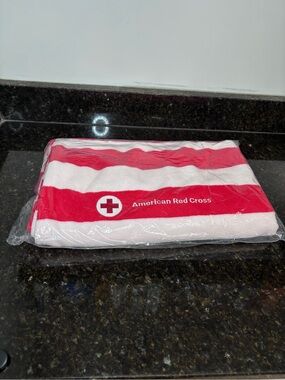 NIP American Red Cross Red & White Striped Beach Towel 40”x70”